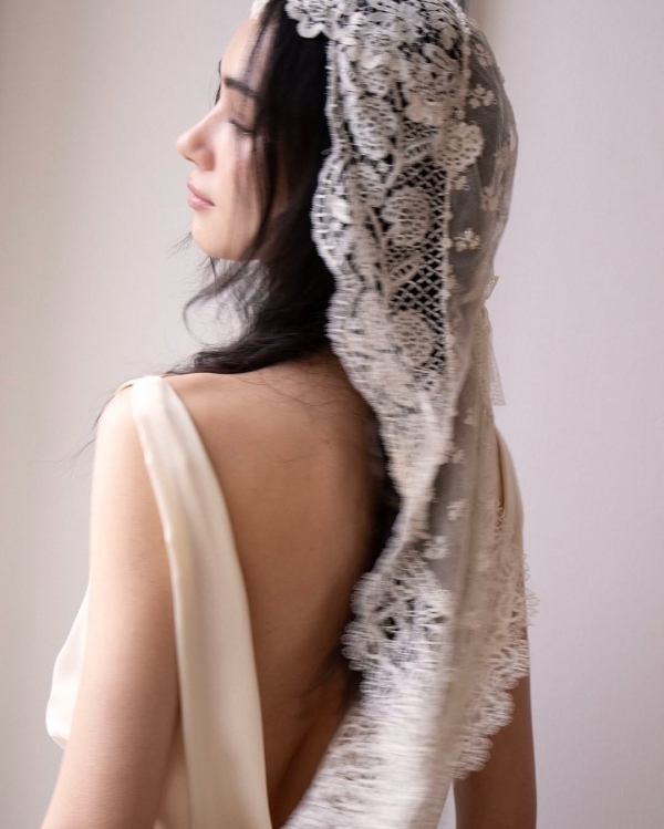 16 Best British Wedding Dress Designers | Bridal, Unique Designers UK | Luxury Bridal Wear