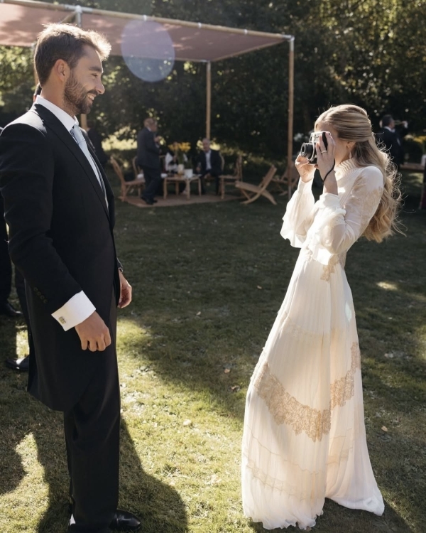 6 Must-Ask Questions Before Booking Your Wedding Photographer