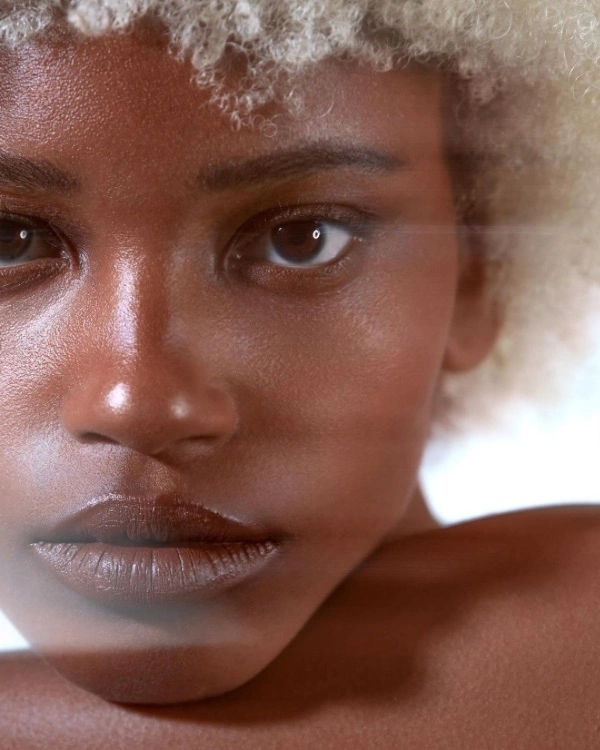 5 Overnight Beauty Hacks for Gorgeous Hair, Skin, and Nails — photo 1