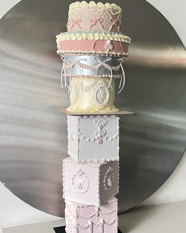 40 Creative Wedding Cakes That Double as Decor