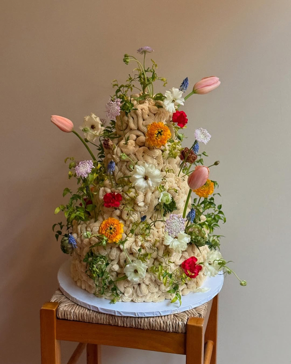 40 Creative Wedding Cakes That Double as Decor