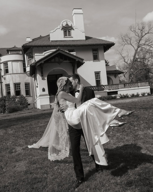 Experts Reveal the 8 Signs a Wedding Vendor Isn’t the Right Match