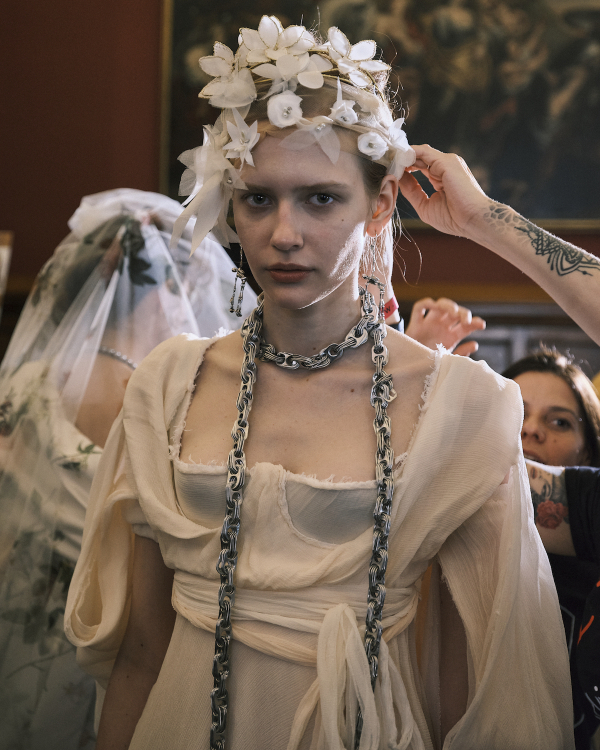 The Chicest Looks & Trends from the Spring '26 Bridal Collections