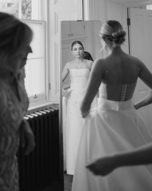 The Do’s and Dont's of Getting Ready Photos