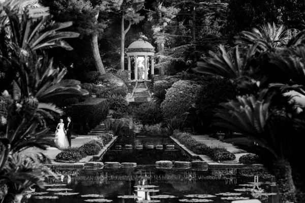 Photographers Barker Evans