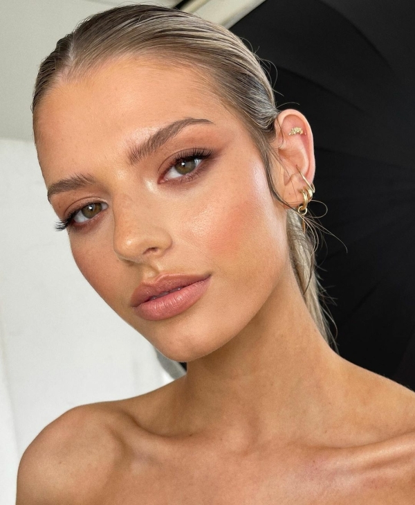 Best Australian Makeup Artists | Famous, Professional Influencers in Sydney & Melbourne | Bridal Makeup | Wedding Beauty Artists