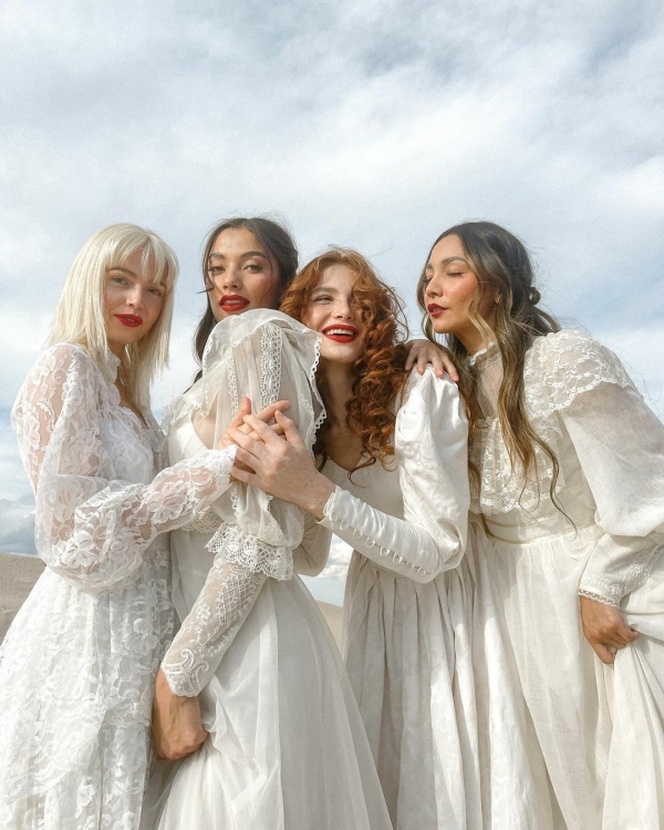 How to Plan a Bachelorette Party | Planning Guide | Who Pays | Can a Bride Plan Her Own Bachelorette Party