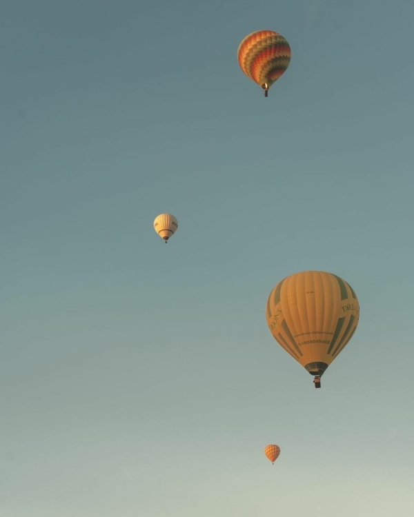 Romantic Anniversary Ideas | Ways to Celebrate Anniversary Date | Things to Do For Anniversary For Couple