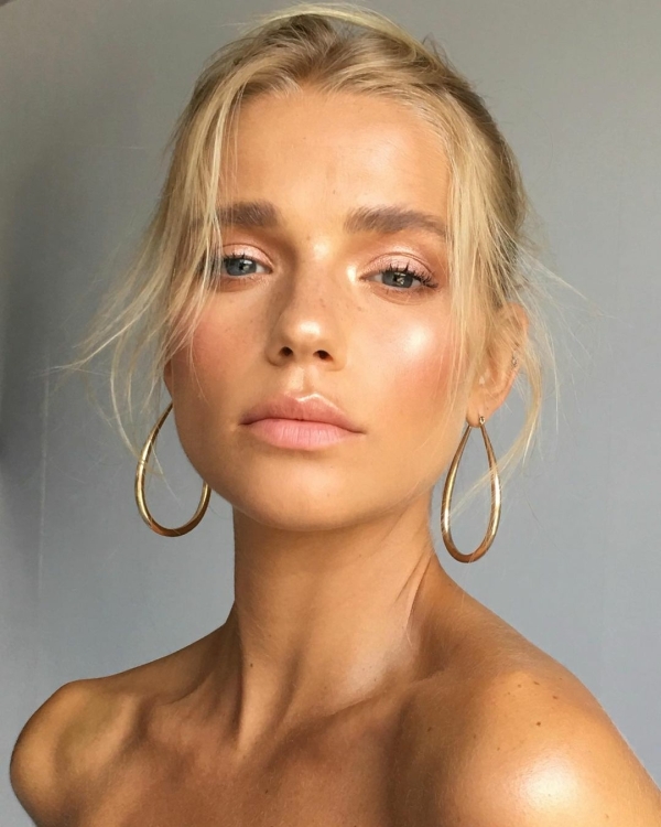 Beauty Isabella Quinn