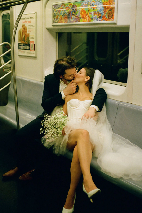 Elopement with a New York Heartbeat: Bella & Itai's Brooklyn Romance — photo 15