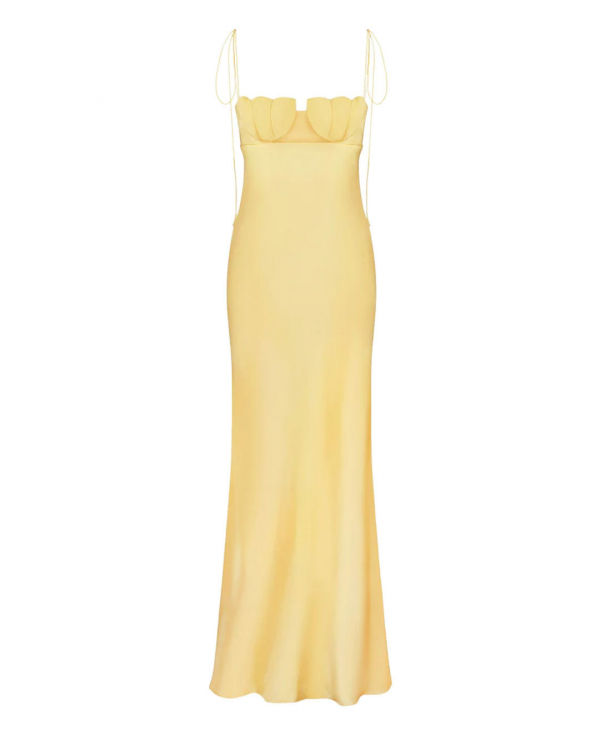 Best Beach Wedding Bridesmaid Dresses | Beach Vibe Dresses | Tropical Gowns