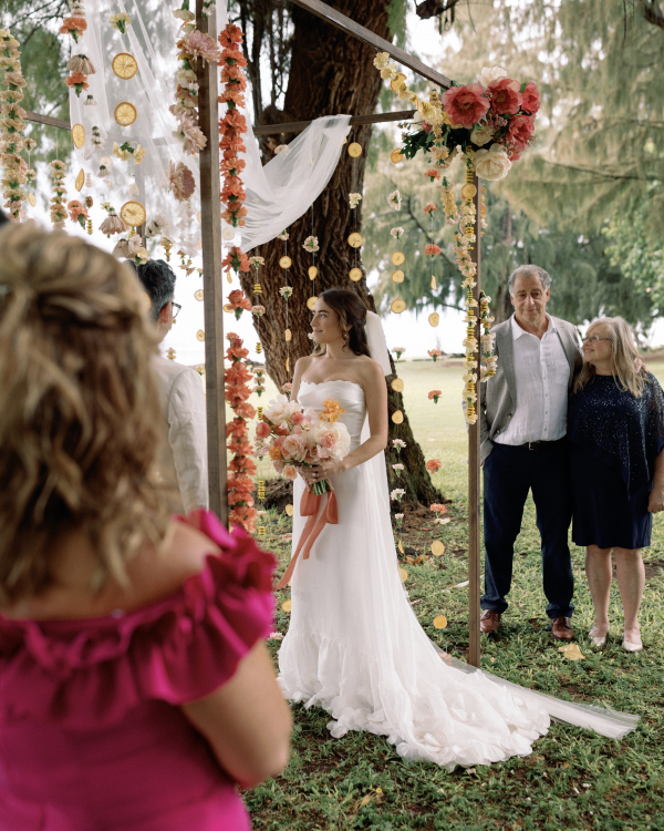 Yael and Wiz's Outdoor Wedding at Waimea Plantation Cottages | Hawaii Wedding Photo| Wedding Venues in Kauai