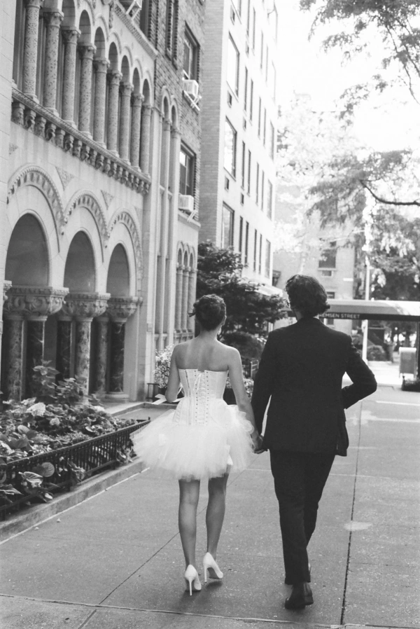 Elopement with a New York Heartbeat: Bella & Itai's Brooklyn Romance — photo 6