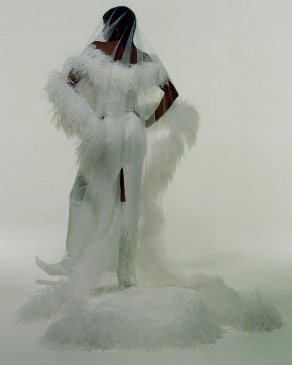 Top 22 Unique Wedding Veils | Bridal Veil Ideas