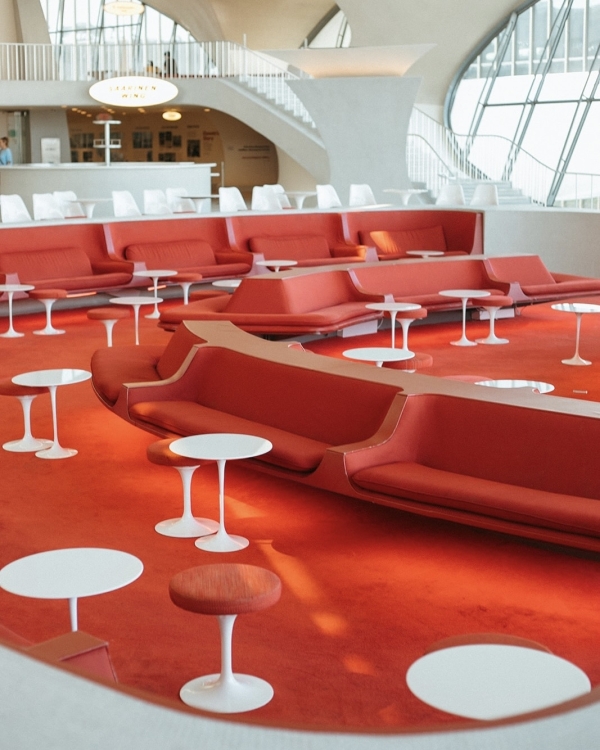 A Vibrant 60's Inspired Wedding in New York City | Real Wedding: Jessi & Joe