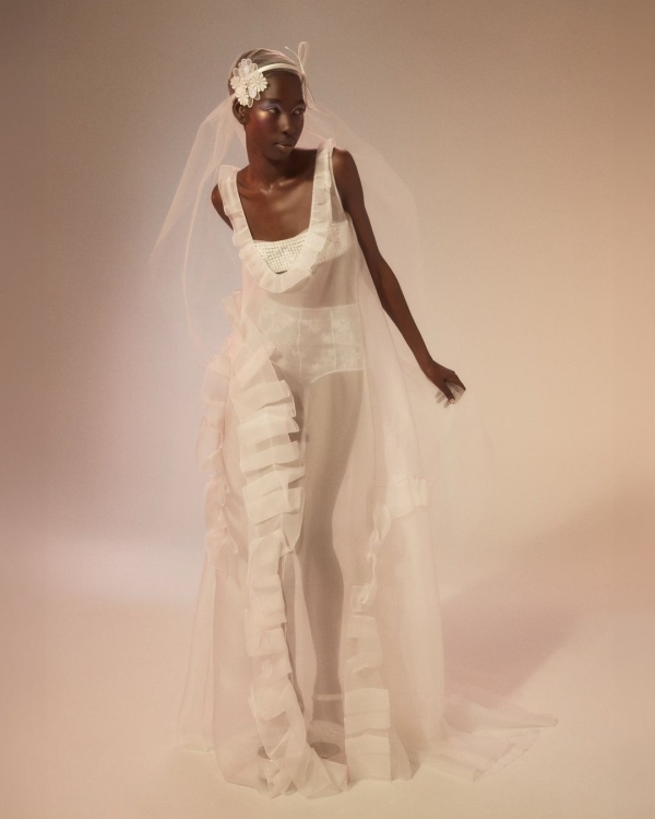 Trend: "Naked" Bridal Dresses