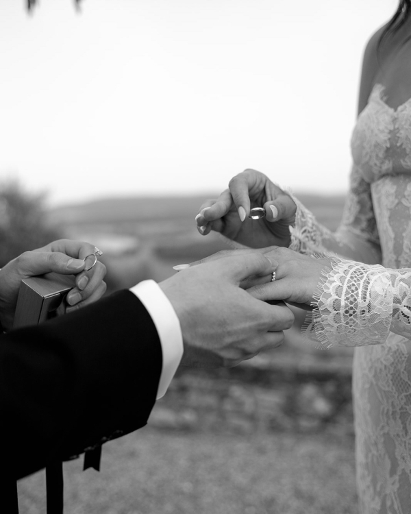 Classical European Wedding in Tuscany | Real Wedding: Liat & Lucas