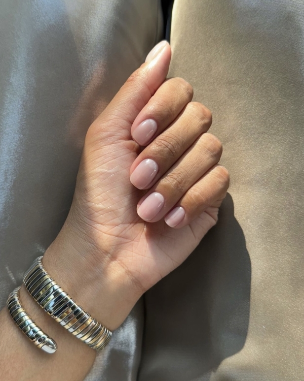 Minimalist Nail Designs for Bridal Inspiration | Elegant Nails Ideas For Wedding | Bridal Nails