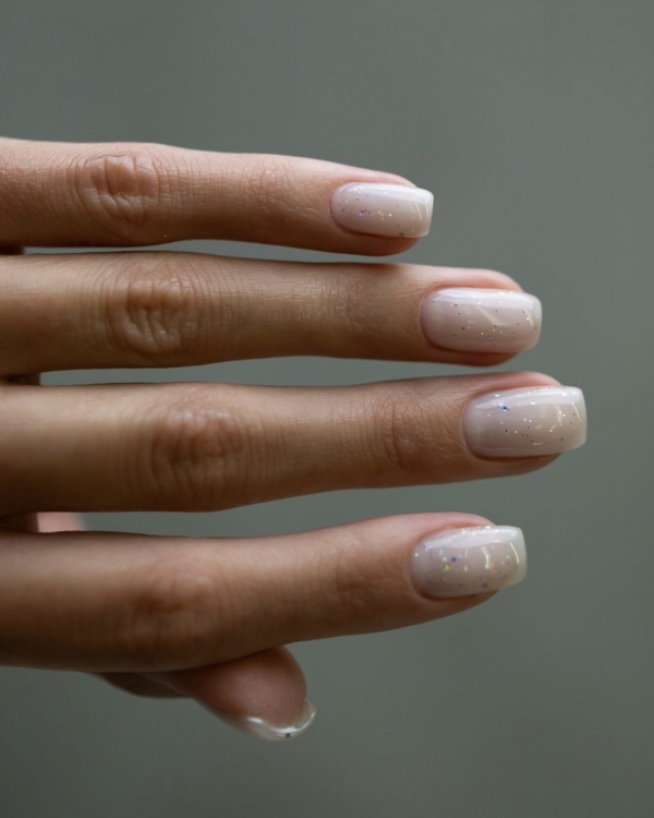 Minimalist Nail Designs for Bridal Inspiration | Elegant Nails Ideas For Wedding | Bridal Nails