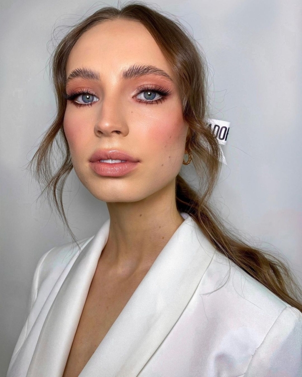 Best Australian Makeup Artists | Famous, Professional Influencers in Sydney & Melbourne | Bridal Makeup | Wedding Beauty Artists