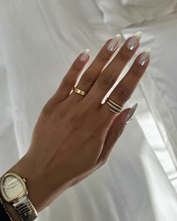 Minimalist Nail Designs for Bridal Inspiration | Elegant Nails Ideas For Wedding | Bridal Nails