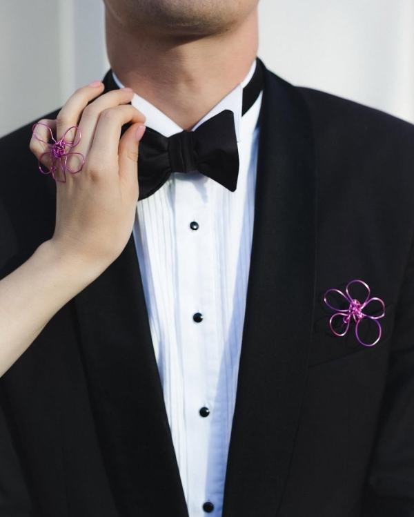 30 Cool Boutonnière Ideas for Grooms That Are Anything But Boring