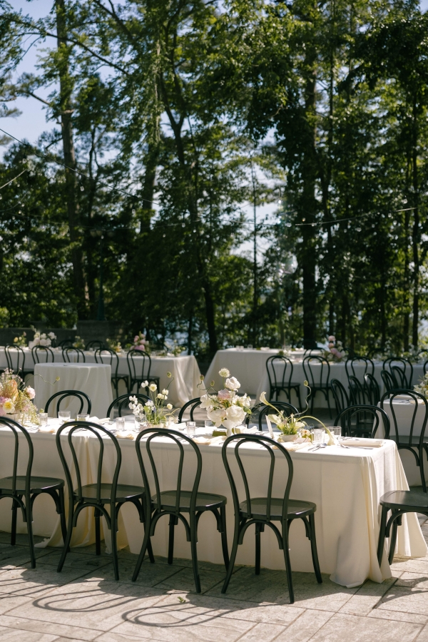 Florists The Flowerslinger