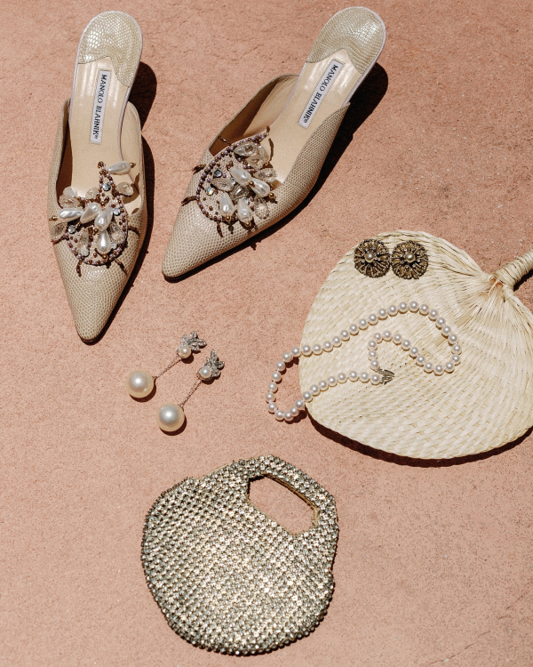 45 Must-Have Getting Ready Wedding Photos That Capture the Magic