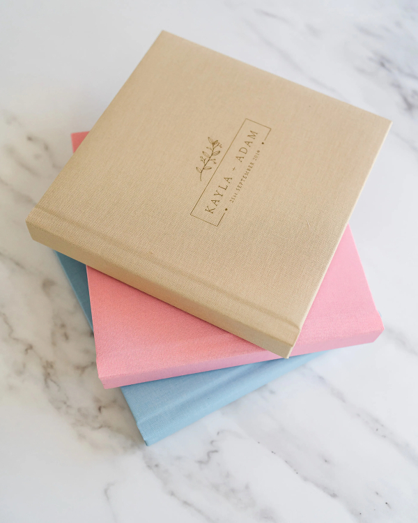 8 DIY Websites to Create a Coffee-Table Worthy Wedding Photobook