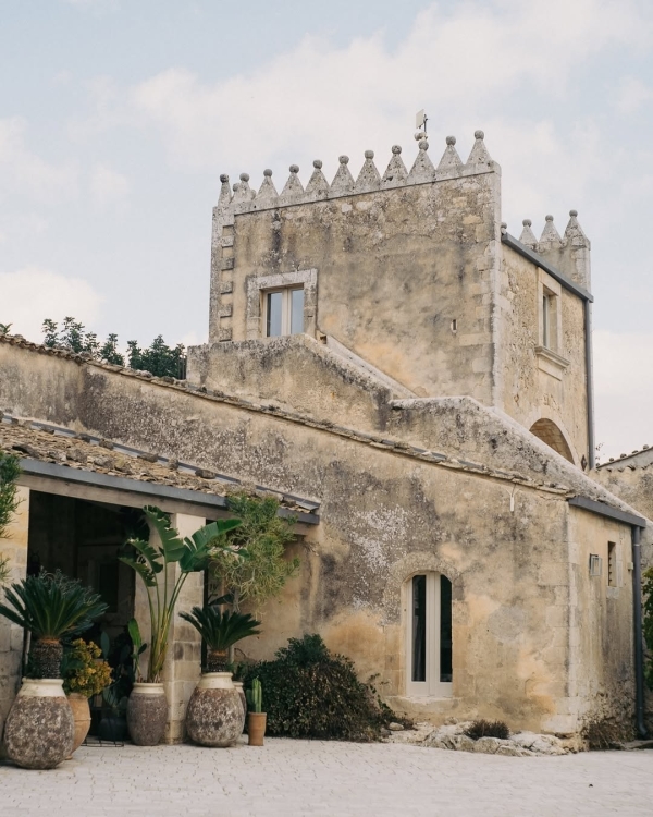 12 Dreamy Hotels & Resorts in Sicily for a Romantic Honeymoon
