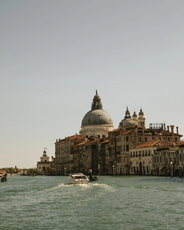 8 Dreamy Wedding Venues in Venice — photo 1