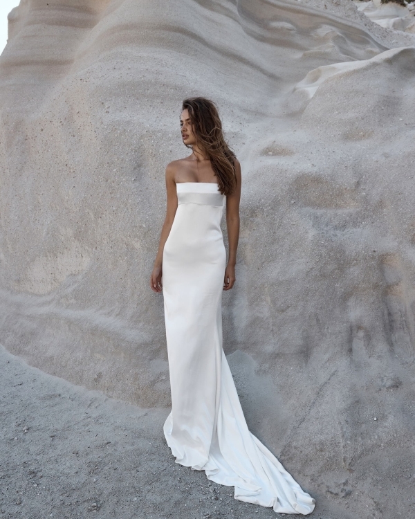 30 Chic Bridal Dresses Under $4,000