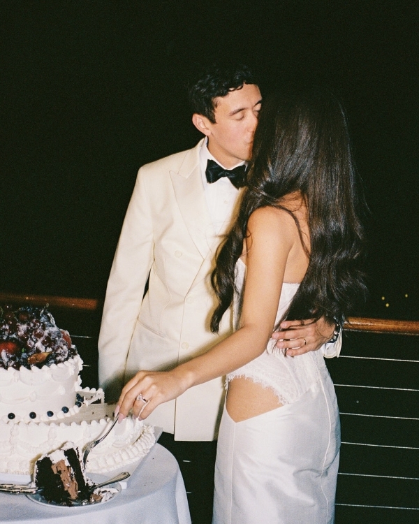 A Stylish Vintage Wedding on Long Island’s North Fork