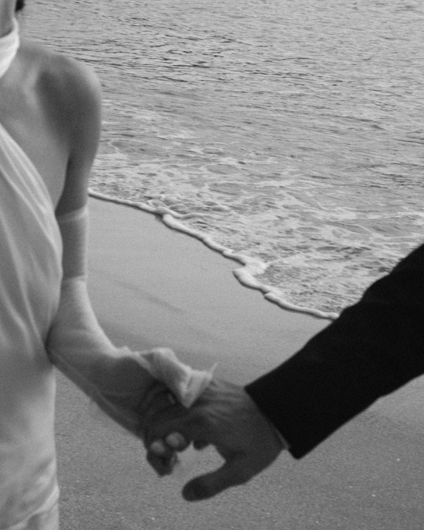 45 Must-Save Cinematic Wedding Photos that Feel Straight Out of a Movie