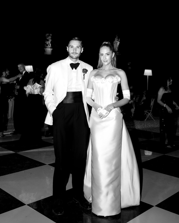 A Vintage-Infused Verona Wedding Dripping With Roses, Silk & Italian Romance