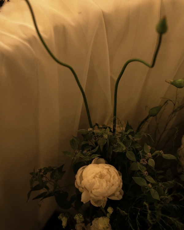 A Stylish Vintage Wedding on Long Island’s North Fork