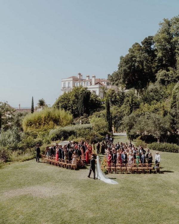 7 Best Portugal Wedding Photographers | Professional Photography | Luxury Photographer and Videographer | Photo Studio