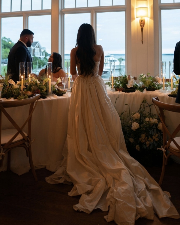 A Stylish Vintage Wedding on Long Island’s North Fork