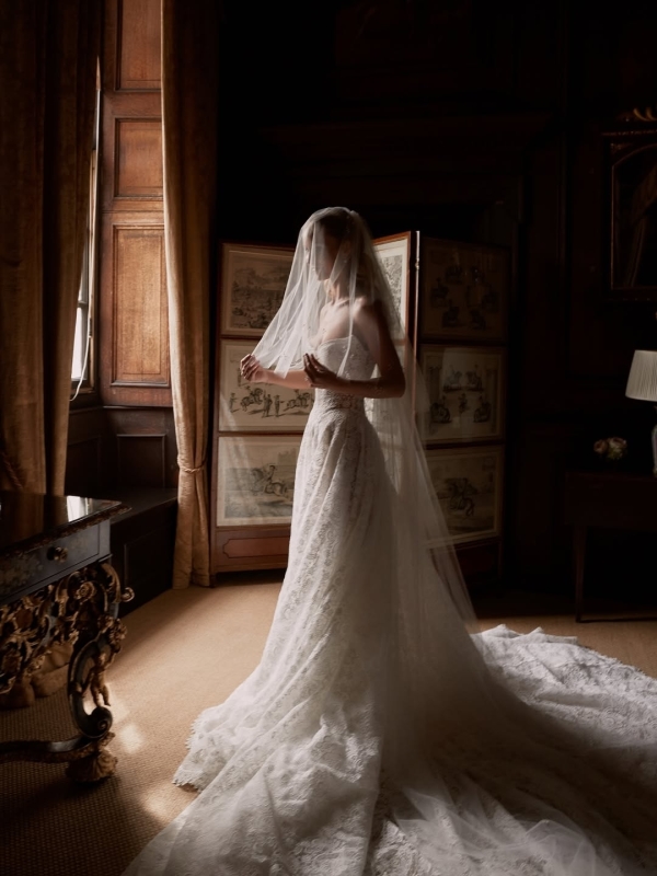 45 Must-Have Getting Ready Wedding Photos That Capture the Magic