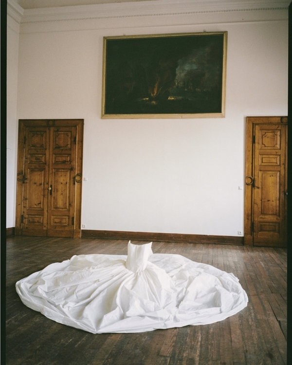 A Vintage-Infused Verona Wedding Dripping With Roses, Silk & Italian Romance