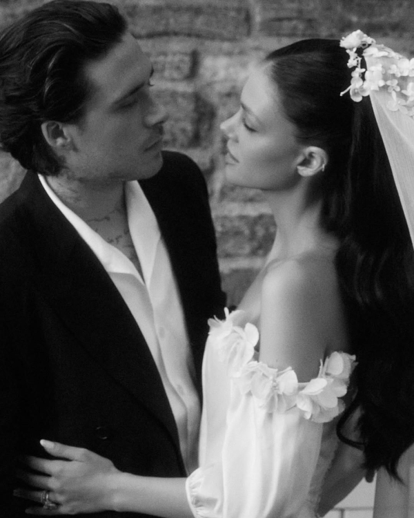 Inside Brooklyn and Nicola Peltz-Beckham’s Romantic Vow Renewal