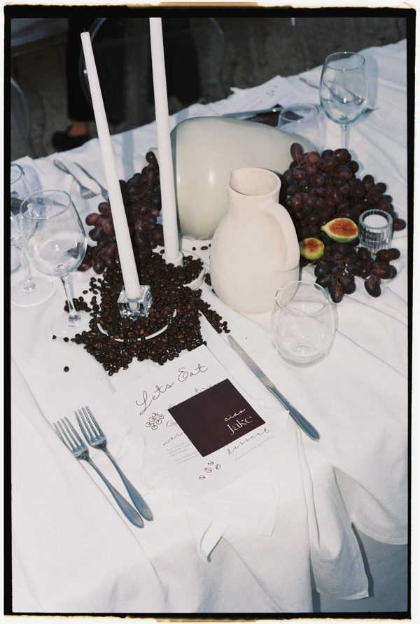 Stationery Signed by Yiana