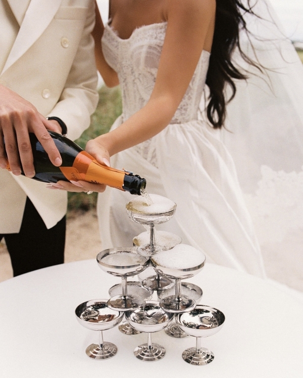 A Stylish Vintage Wedding on Long Island’s North Fork