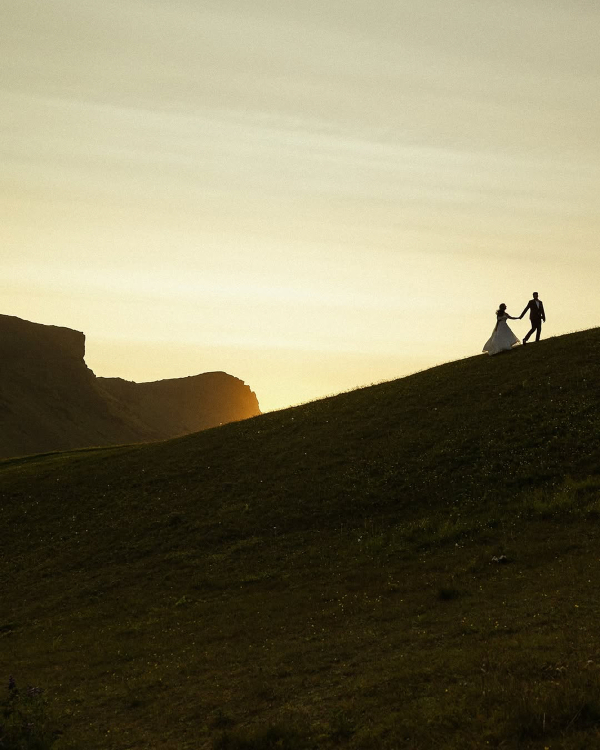 45 Must-Save Cinematic Wedding Photos that Feel Straight Out of a Movie