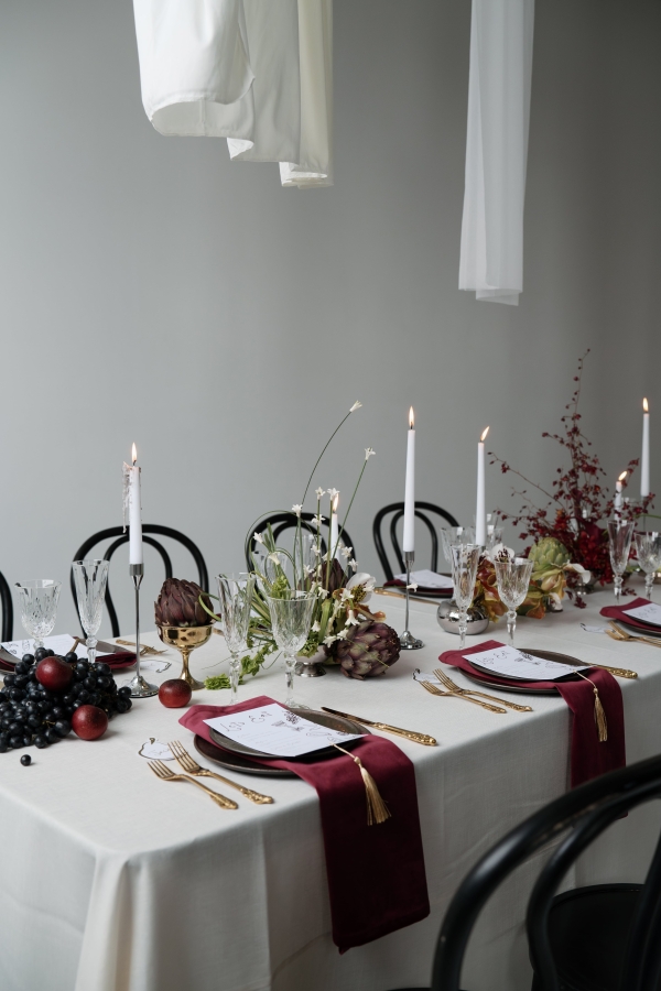 Stationery Signed by Yiana