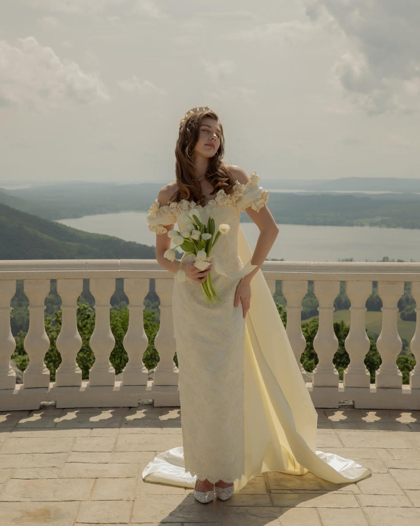 12 Must-Visit Boutiques for Chic Vintage & Archival Designer Wedding Dresses