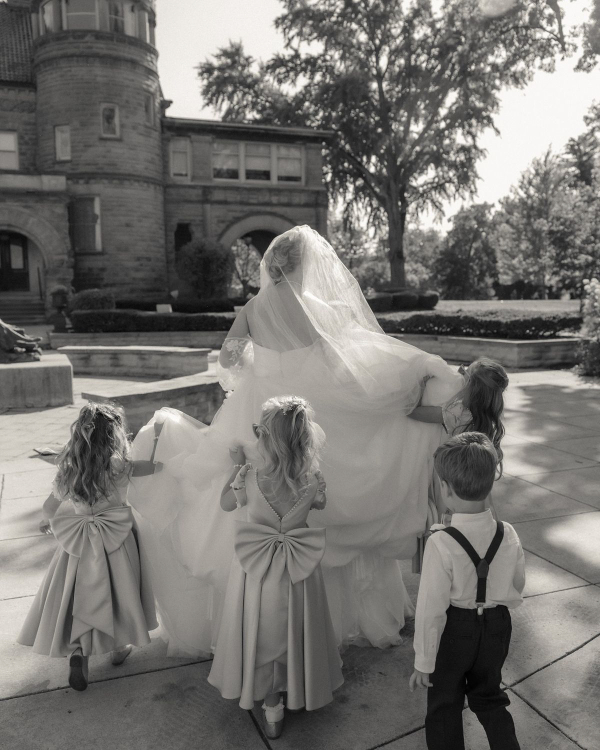 8 Creative Ways to Entertain Children at Weddings