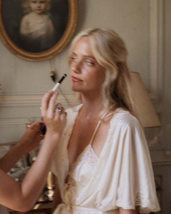 45 Must-Have Getting Ready Wedding Photos That Capture the Magic