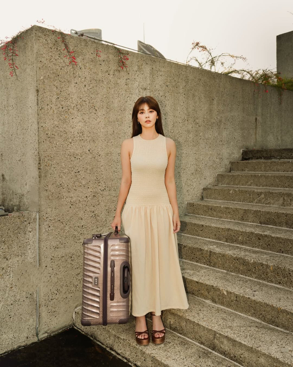 12 Chic Luggage Brands to Take Your Honeymoon in Style