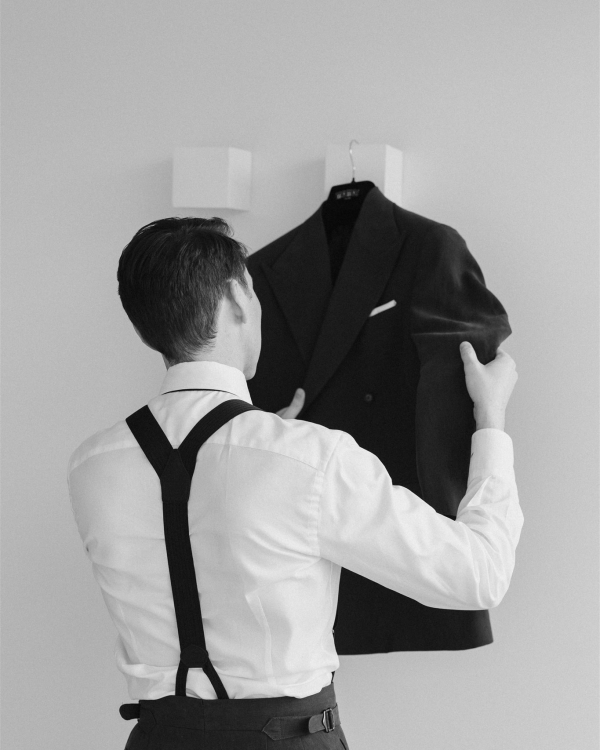 A Mediterranean Sunset Soirée With a Fresh Citrus Sixties Twist